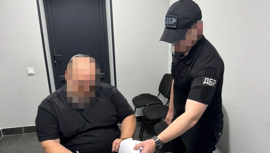 Указывали Лиман в рапортах, а она была в Краматорске: ДБР разоблачило схему с »фронтовыми» выплатами