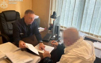 Выстрелил в мопед из-за шума: 13-летний парень получил ранение