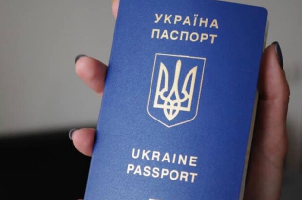 Виїжджаєте з України: про цю важливу деталь на паспортному контролі багато хто не знає
