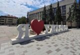 Напади в різних районах Ужгорода: журналіст повідомив про агресивну групу молодиків