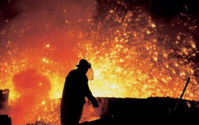 Сталь просіла на 57%, чавун — на 66%: українська металургія переживає різкий спад