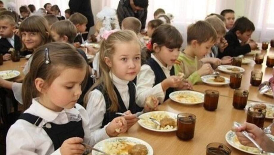 Сухпай замість гарячого обіду: у школах готують аварійне меню на випадок тривалих тривог