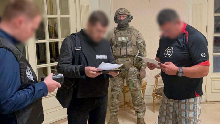Кокаин на 7 млн грн и арсенал оружия: во Львовской области задержали 58-летнего дельца