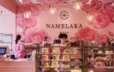 У відомій кондитерській Києва виявили сальмонелу: NAMELAKA призупинила роботу