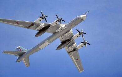 Російський Ту-95МС зазнав катастрофи під час навчального польоту: є загиблі
