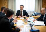 У школах почнуть перевіряти харчування після скандального обіду із сирою морквою та хлібом у Чернівцях