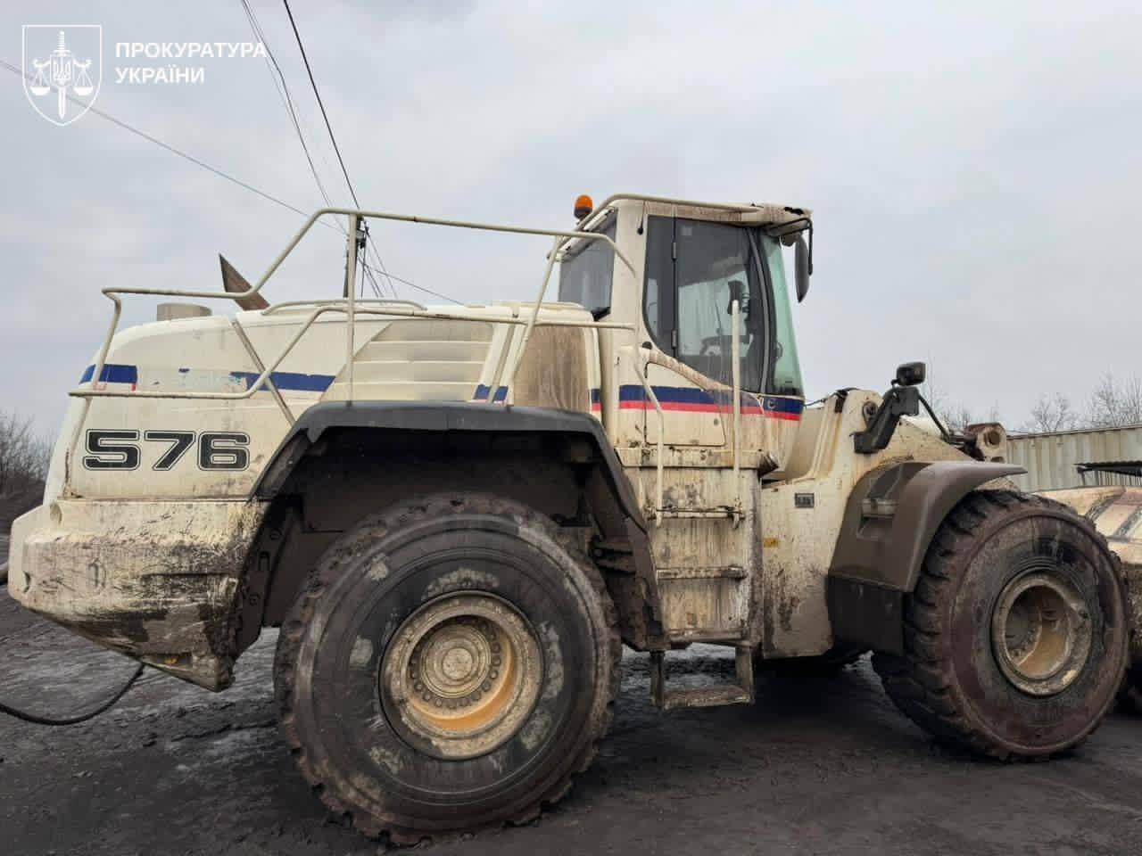 Незаконно добыл ископаемый более 102 млн грн: директору предприятия сообщили новое подозрение