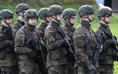 Около 100 протестов в день: немецкие школьники выступили против возвращения призыва
