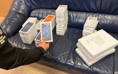 41 пристрій Apple на 2,4 млн грн: у ”Грушеві” виявили незадекларовану партію техніки
