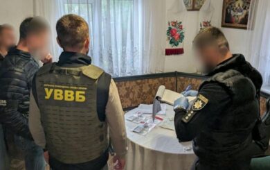 24 тисячі доларів за незаконний перетин кордону: на Рівненщині викрили організатора схеми