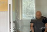 Бив туриста каменем і трекінговою палицею: підозрюваного арештували на 60 діб без права застави