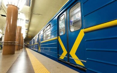 У Києві під час повітряної тривоги можуть змінювати рух метро: що потрібно знати пасажирам