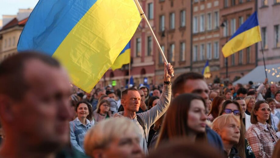 Как сохранить украинскую идентичность за рубежом: МИД запустил новую инициативу