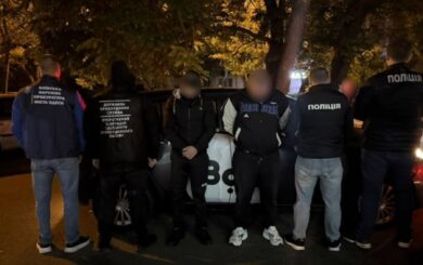 Фиктивная служба оператором БПЛА и командировки в Венгрию: за $3500 обещали выезд за границу