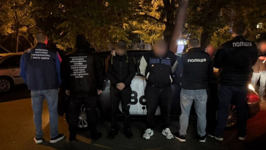 Фиктивная служба оператором БПЛА и командировки в Венгрию: за $3500 обещали выезд за границу