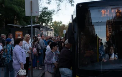 Один квиток на 45 хвилин: у Києві пропонують скасувати повторну оплату за пересадки в транспорті
