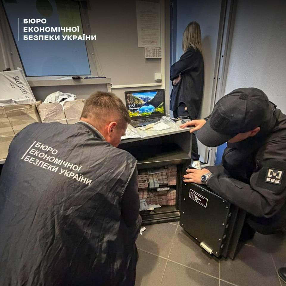 БЭБ изъяло более 630 млн грн по делу о сети нелегальных обменников