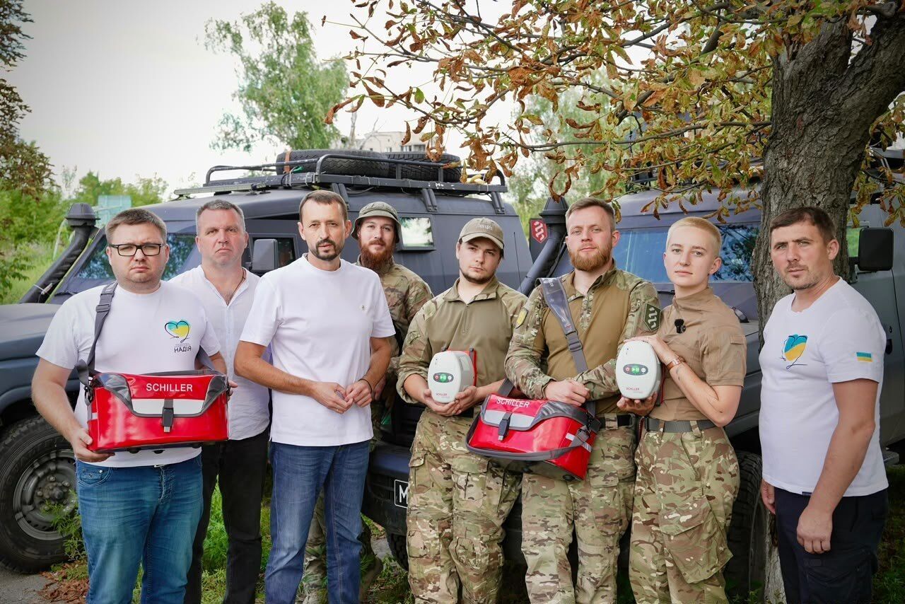 Фонд ''Надія'' передає 1-му медбатальйону обладнання для порятунку поранених