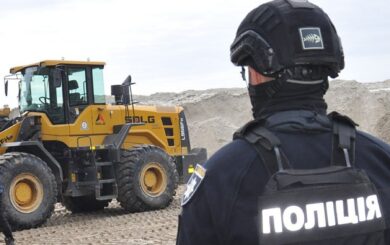 В Черкасской области незаконно намыли песка на 58 млн грн: полиция разоблачила группу
