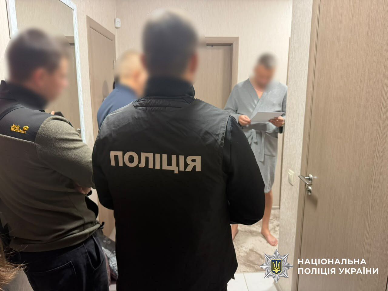 8,8 млн грн за медпослуги ''на папері'': поліція оголосила підозри трьом фігурантам