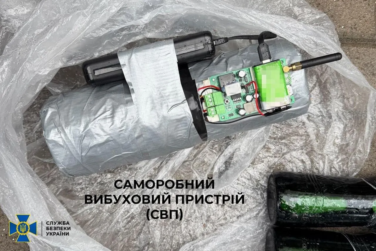 Студент из Киева заложил взрывчатку под автобус с воинами ВСУ