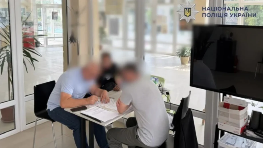 Використав благодійність для контрабанди: на Львівщині судитимуть чоловіка за ввезення авто