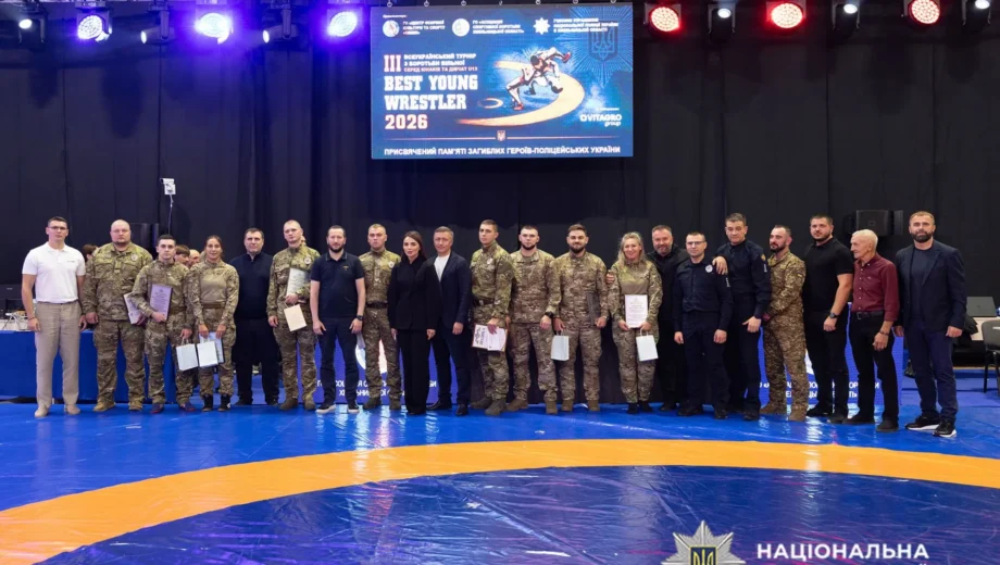 У Хмельницькому 250 юних борців змагалися на Всеукраїнському турнірі на честь загиблих поліцейських