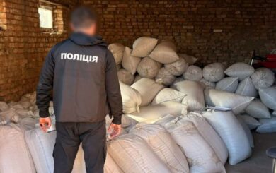 Семейный подряд на Черниговщине разоблачили на незаконном обороте табака: что изъяли