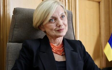 Російські медіа поширили фейк про відмову лікарів лікувати російськомовних українців: що сказала Івановська