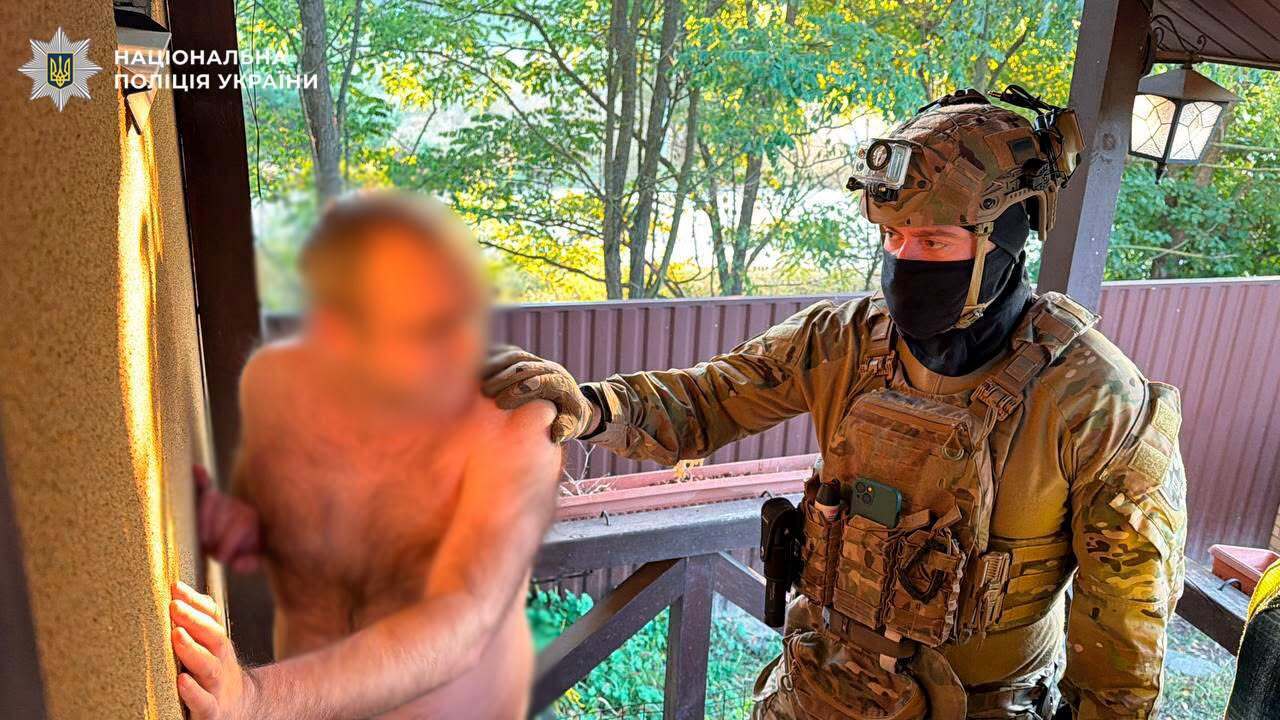 Волонтеры за 40 тысяч гривен