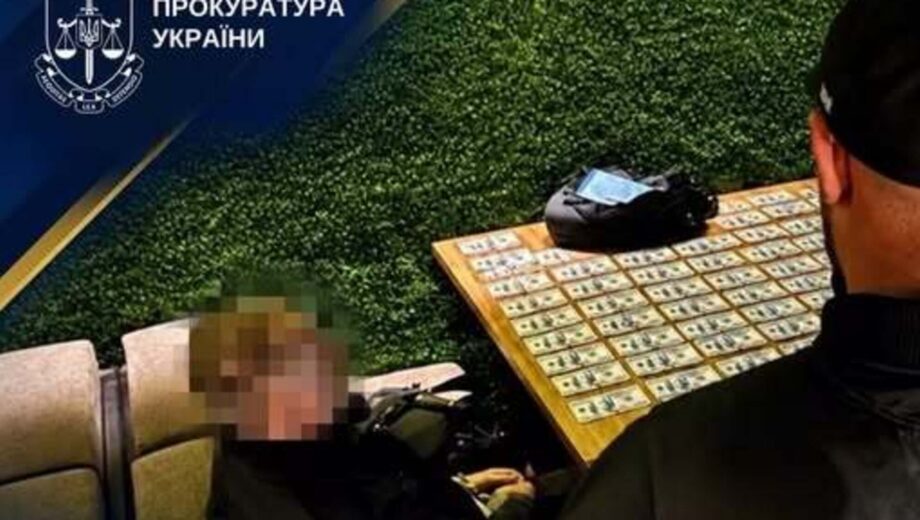 Адвоката підозрюють у вимаганні $25 тисяч за вплив на ТЦК та оформлення інвалідності