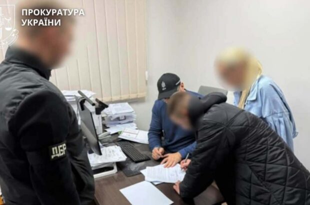 Сбил пешехода, спрятал авто и ушел на работу: в Прикарпатье задержали таможенника после ДТП