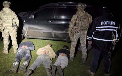 164 кг наркотиков на 165 млн грн: в Прикарпатье будут судить наркогруппировку, в которую входили подростки и врач