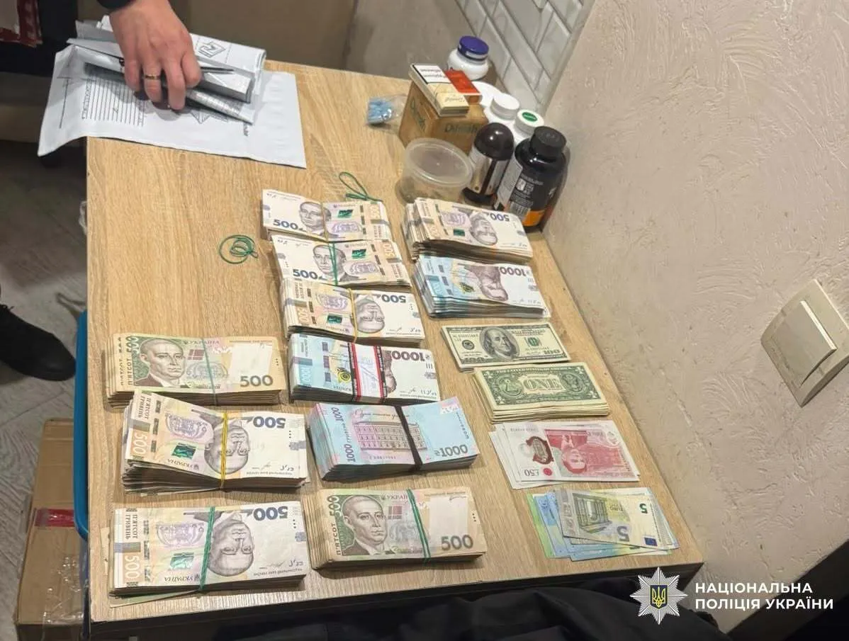 Конопляна плантація, сімейний збут і до 12 років ув’язнення: деталі справи на Львівщині