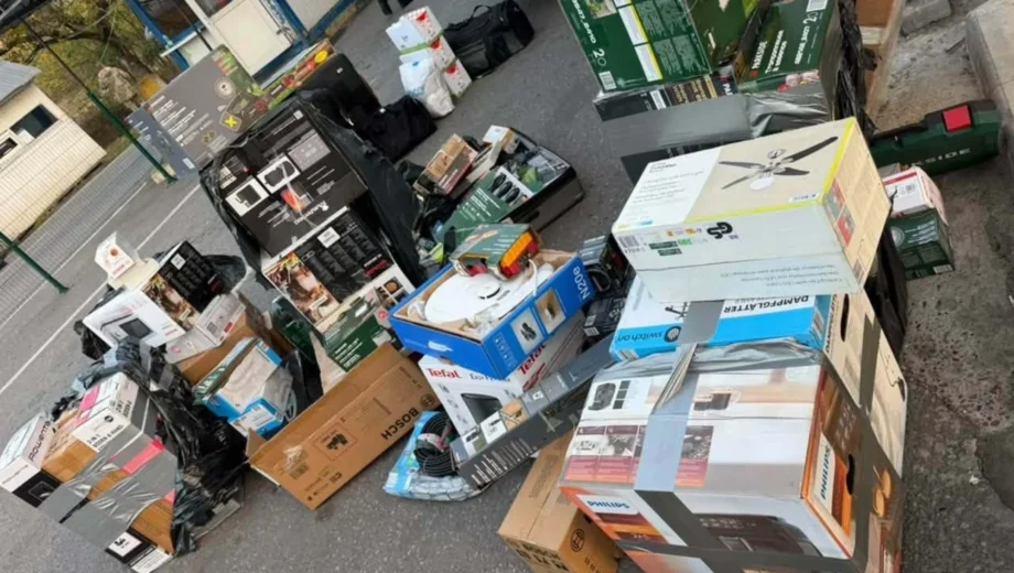 В Україну намагалися незаконно перемістити цілий ”магазин на колесах”