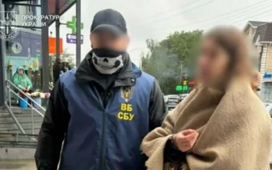 Зняття з розшуку ТЦК та бронювання за $14 500: у Києві повідомили про підозру адвокатці