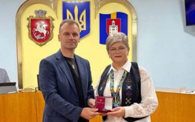 »Я горда в том, что я украинка!»: за заслуги перед городом Владимиром отличие получила Вера Чайковская-Тарликова