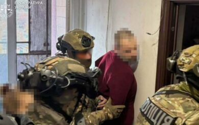 В Днепре со счетов клиентов банков незаконно списали почти 50 млн грн: будут судить 10 человек