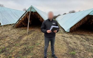 Нелегальный табак на 35,7 млн грн: БЭБ передало в суд дело девяти человек