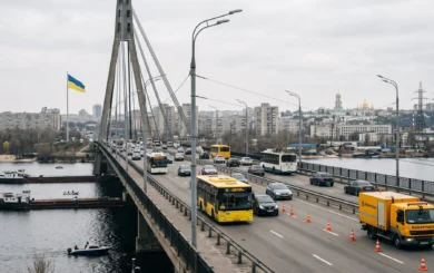 21 альтернативний міст в Україні: у Києві вже почали будівництво переправ на випадок російських атак
