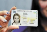 В Україні можна змінити по батькові на по матері: хто має таке право та які документи потрібні