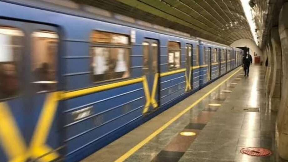 »Зеленая» линия метро Киева снова будет курсировать между берегами Днепра во время желтого уровня