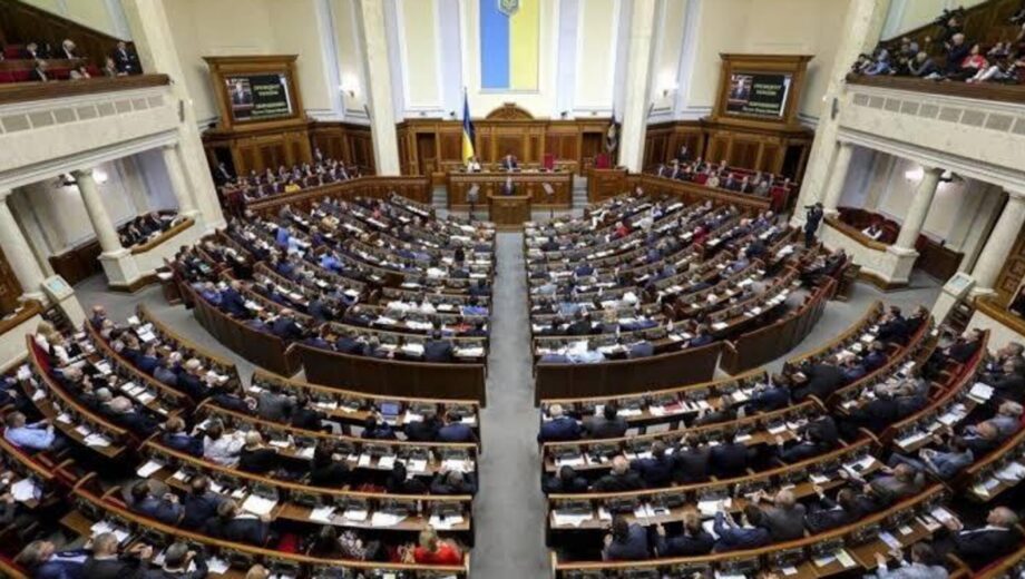 Финансовый безвиз для украинцев под угрозой: блокирующий присоединение к SEPA