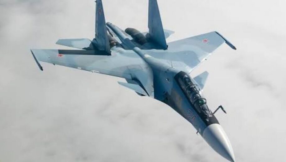 У росії розбився винищувач Су-30СМ: обидва пілоти катапультувалися