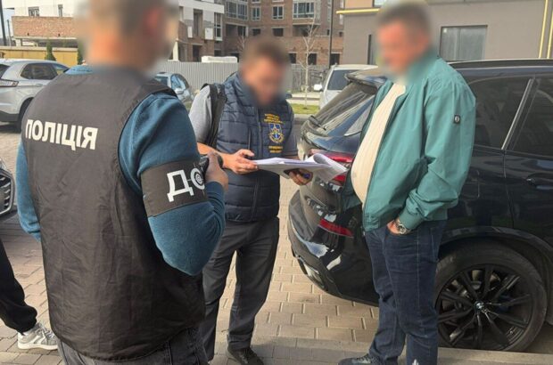 $20 тисяч за ”позитивний” висновок: на Волині викрили посадовця Держпраці