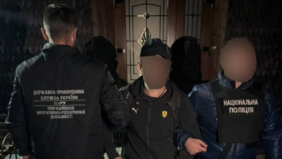 Обещали провести через границу в Румынию за $11 500: ГНСУ разоблачила двух переправщиков