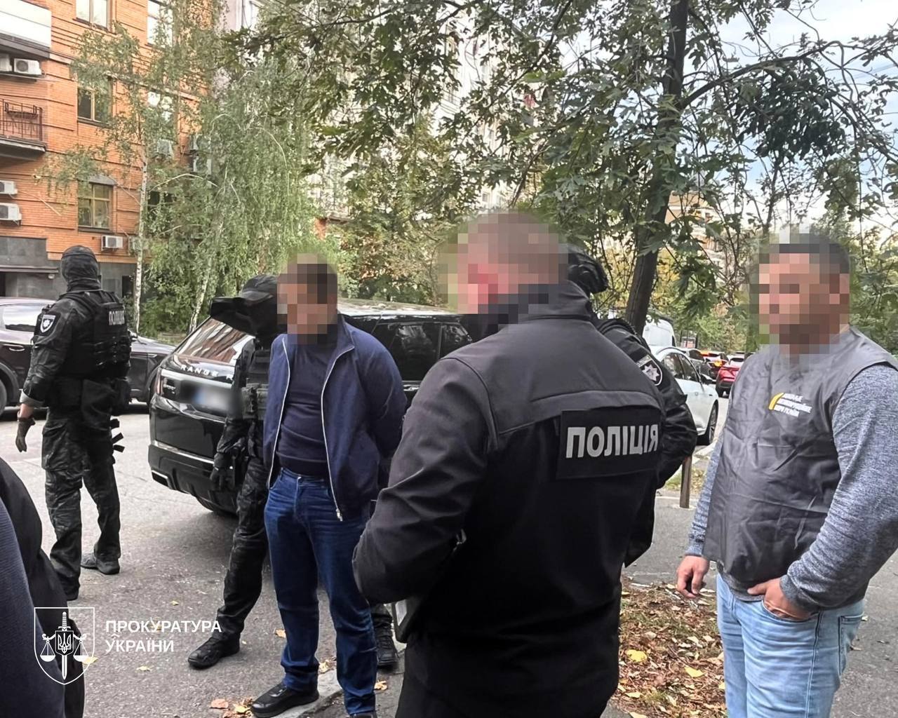Видавав себе за працівника НАБУ та виманив $280 тисяч: у Києві затримали шахрая