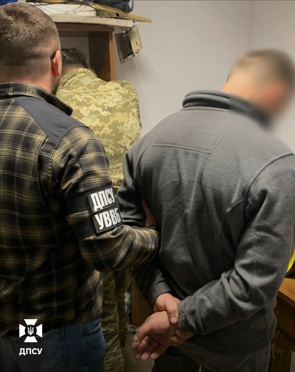 водители автобуса пытались подкупить пограничника на ''Ягодине''