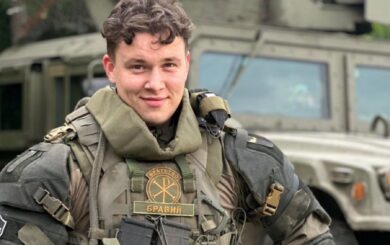 Один з засновників Християнського корпусу, командир ”Роти Ісуса Христа”  ”Бравий” вийшов переможцем з ближнього ножового бою і успішно провів  операцію на Херсонщині