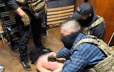 У Києві затримали адміністратора Telegram-каналу із закликами до терактів: у квартирі знайшли вибухівку